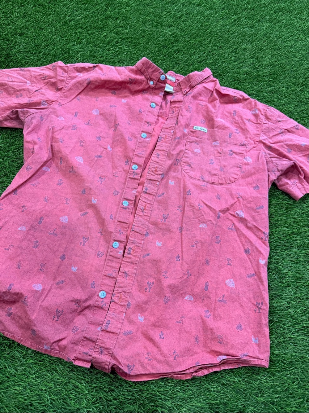 Columbia Button Down Short Sleeve Shirt - Beach Print